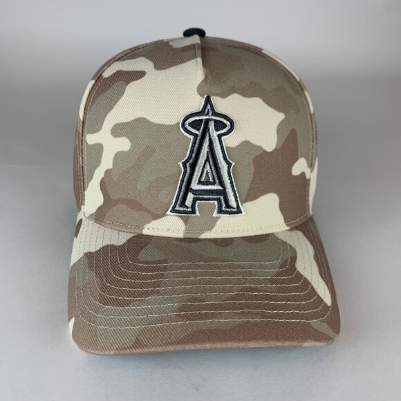 Los Angeles Angels MLB Brown Beige Camo Nike Snapback Hat Mens M/L - Picture 2 of 5